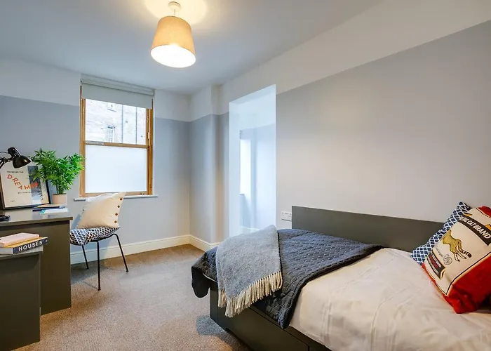 Griffith Apartament *